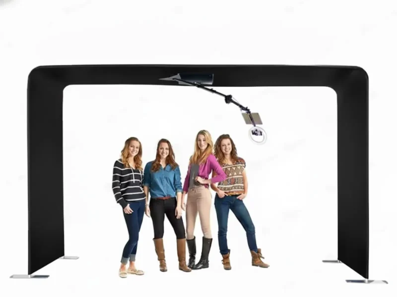 beÜtiful Pixels 360 Hover photo booth structure with overhead rotating arm for group video experiences